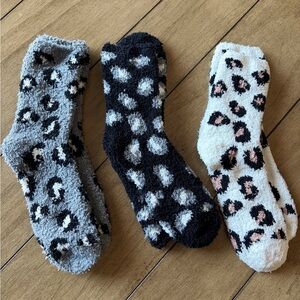 Leopard Print Fuzzy Socks Set